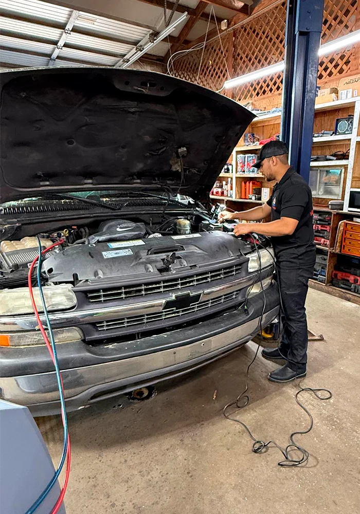 PORT-MOBILE-AUTO-SHOP-03